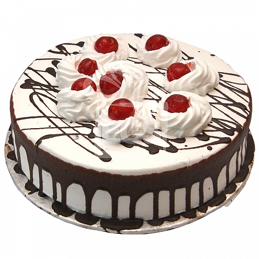 2LBS BLACK FOREST CAKE   PC HOTEL