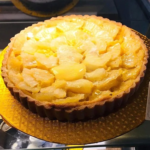 PINEAPPLE TART-SERENA HOTEL