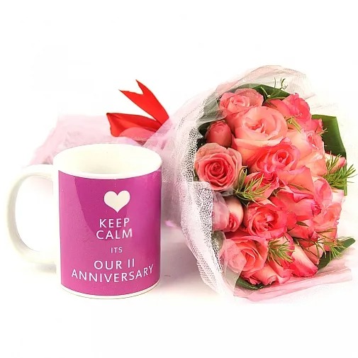 PINK ROSES BOUQUET WITH CUP